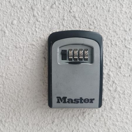 Large Luxury Apartment Located Right In Town Taupo Eksteriør billede